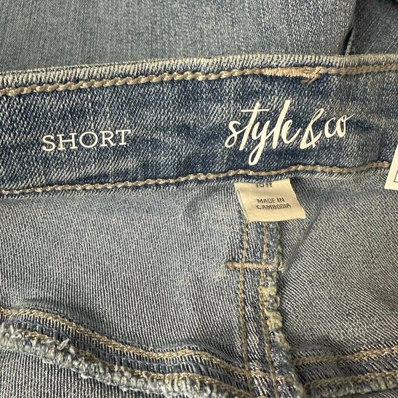 Style & Co. Women's Mid‎ Rise Denim Utility Short, Size 16W, Lourdes Medium Wash - Picture 7 of 11